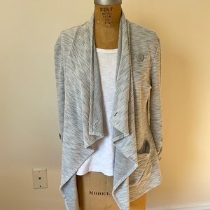 BB Dakota Women’s Medium Cardigan